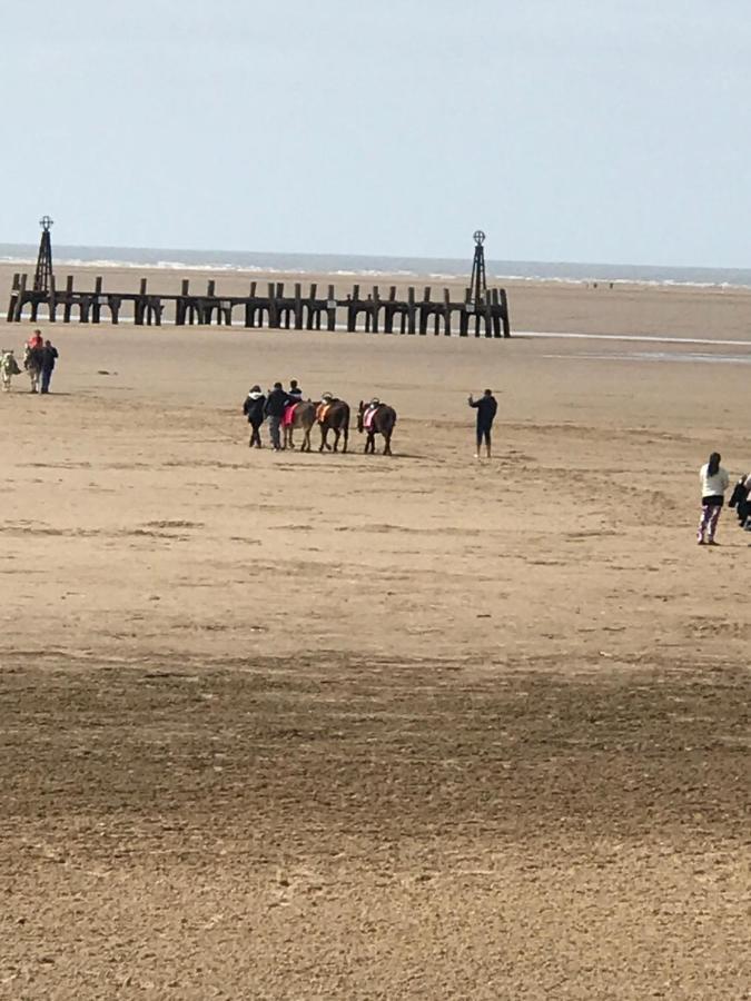 Beach Lookout - Sea Views 리탬 세인트 앤스 외부 사진